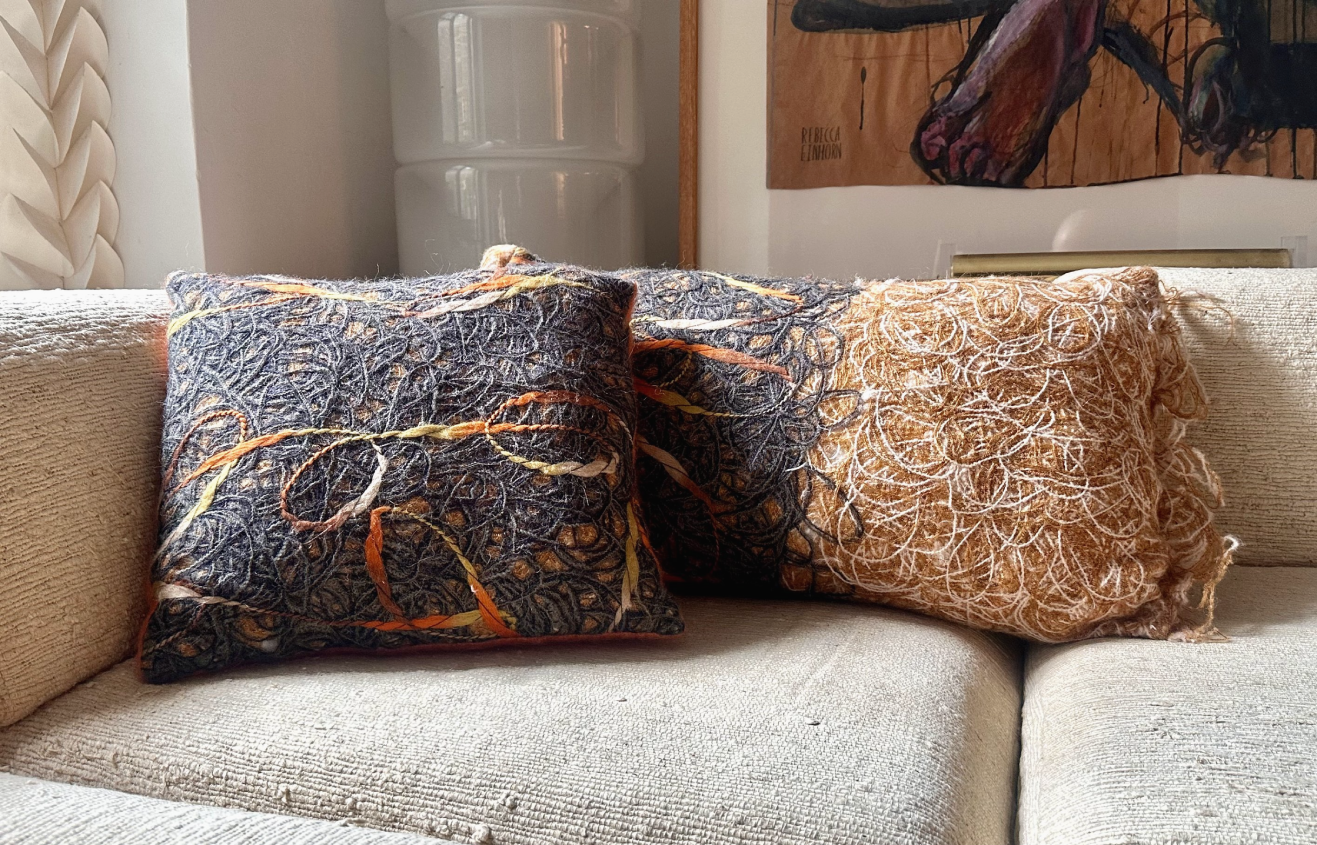 SPECIAL EDITIONS :: PILLOWS.