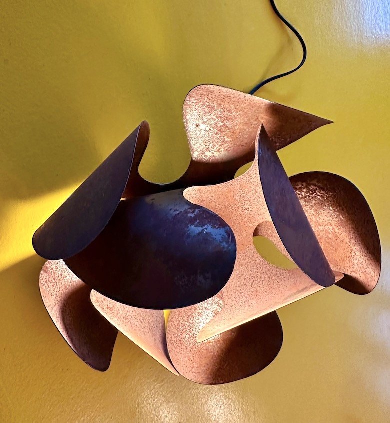 SPECIAL EDITIONS :: METAL LIGHT FIXTURE.