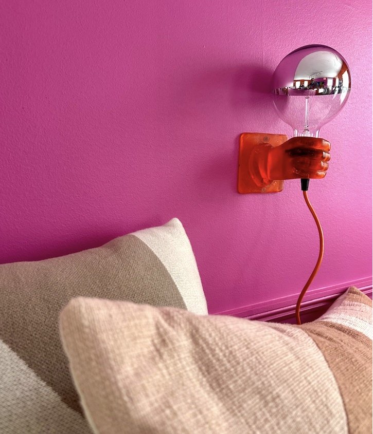 MANO :: WALL FIXTURE.