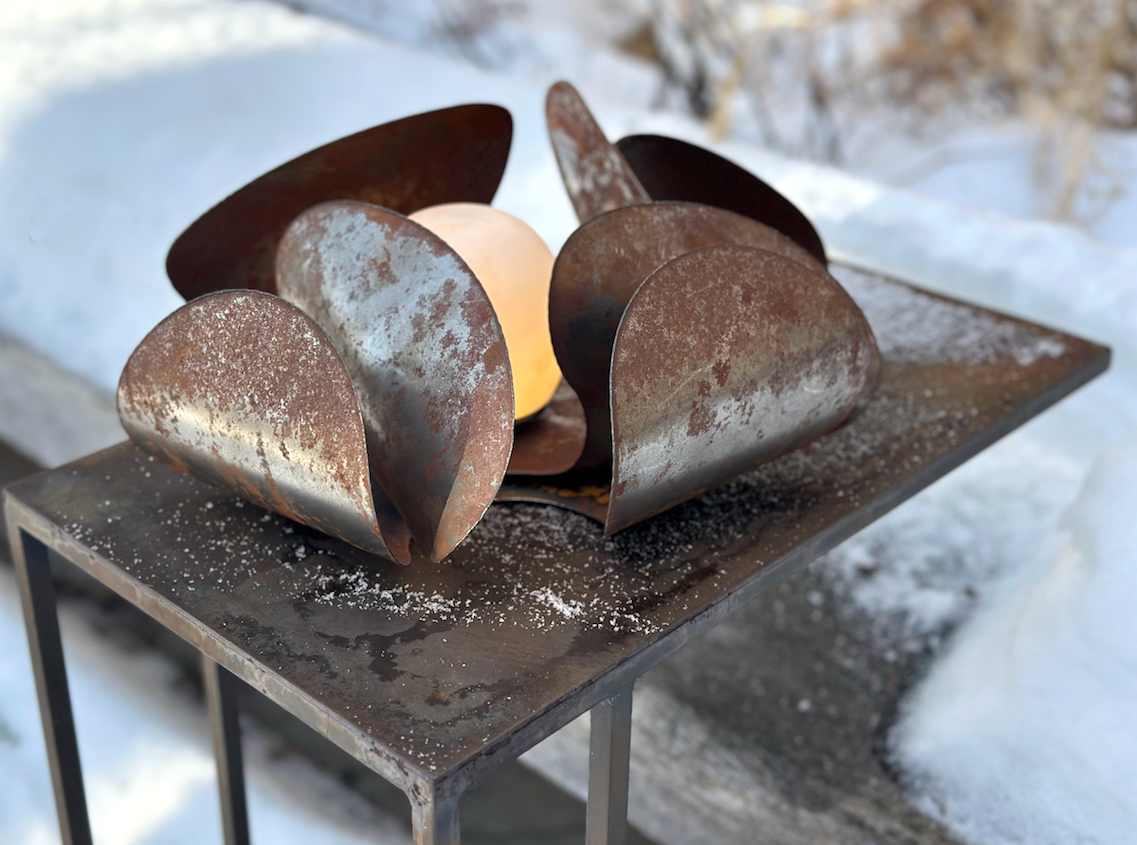 SPECIAL EDITIONS :: SYCAMORE WIRELESS OUTDOOR METAL LIGHT FIXTURE.