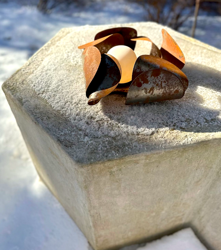 SPECIAL EDITIONS :: SYCAMORE WIRELESS OUTDOOR METAL LIGHT FIXTURE.